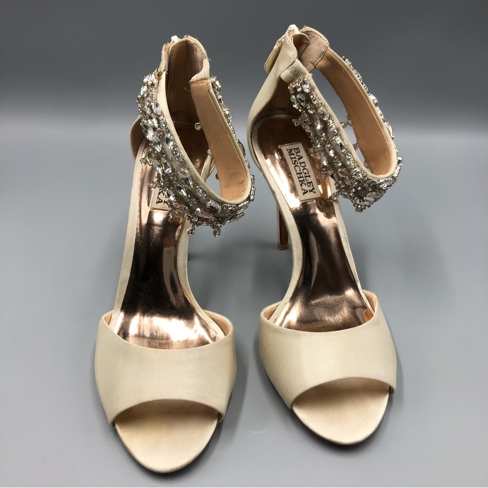 Badgley Mischka Satin Open Toe Jeweled Ankle Cuff Heels Size 9